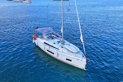 Charter Sailboat  Oceanis 40.1 Fethiye