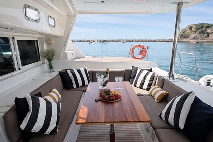 Hyra båt Katamaran Lagoon 440 Albufeira