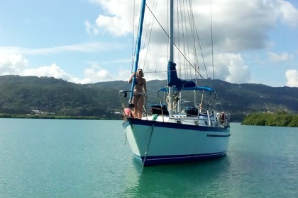 Rental Sailboat Endeavor E40 Montego Bay