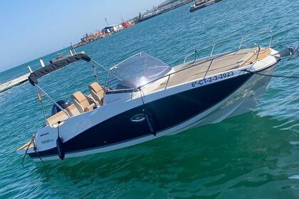 Hire Motorboat Quicksilver 750 Garrucha