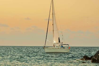 Ενοικίαση Ιστιοπλοϊκό σκάφος BAVARIA 44 Σαντορίνη