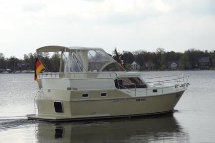 Charter Houseboat Concordia 92 AC "Pepe & King Arthur" Zehdenick