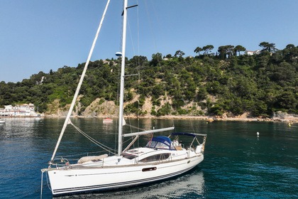 Rental Sailboat Jeanneau SUN ODYSSEY 45 DS Hyères