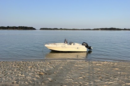 Hire Motorboat Pacific Craft Open 500 Gulf of Morbihan