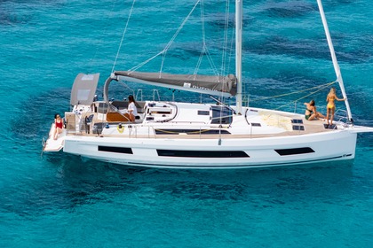 Location Voilier Dufour Yachts Dufour 44 - 3 cab. Golfe-Juan