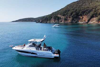 Location Bateau à moteur Jeanneau Cap Camarat 9.0 Wa Bastia