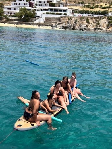 Μύκονος Sailboat traditional wooden boat alt tag text