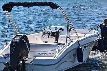 Hire Motorboat Kamarina Open Syracuse