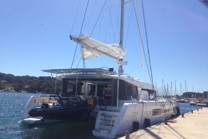 Rental Catamaran Lagoon Lagoon 560 Saint-Tropez