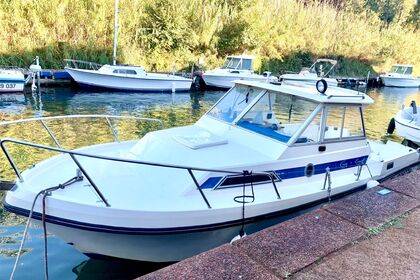 Charter Motorboat Guy Couach Cabin cruiser Saint-Tropez