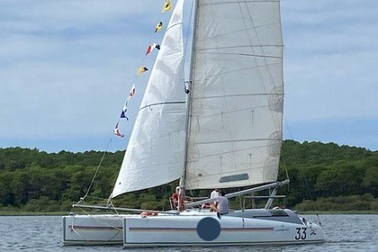 Location Catamaran Fountaine Pajot Corneel 26 Hourtin