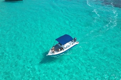 Rental Motorboat Gaia Mae Mellieha