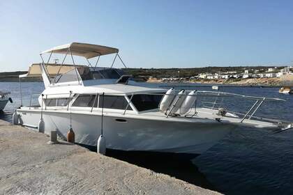 Charter Motorboat Coronet 32 Oceanferer Valletta