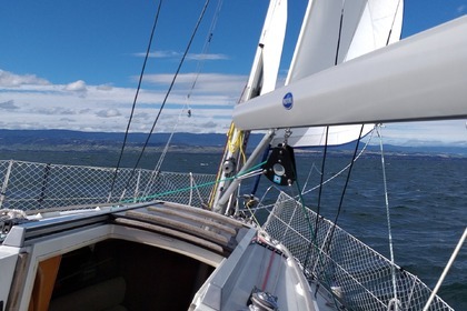 Miete Segelboot BENETEAU First 305 PTE Thonon-les-Bains