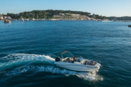 Rental Motorboat QUICKSILVER 755 Activ Open Rovinj