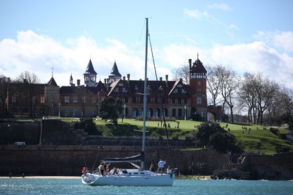Verhuur Zeilboot BENETEAU FIRST 40.7 San Sebastian