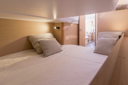 Hire Sailboat BENETEAU OCEANIS 38.1 Split