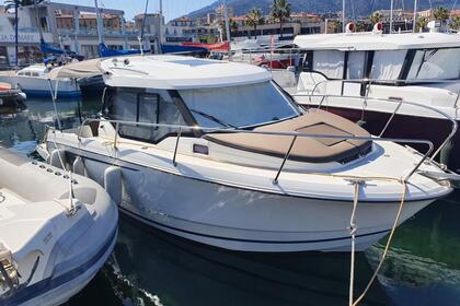 Charter Motorboat Jeanneau Merry Fisher 7.95 Ajaccio