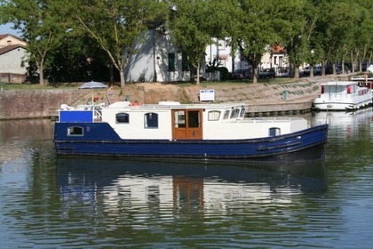 Charter Motorboat France Fluvial Euro classic 139GC Vermenton