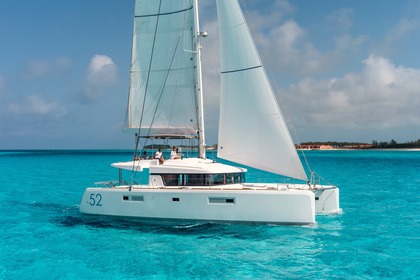 Charter Catamaran LAGOON Lagoon 52 F with watermaker & A/C - PLUS Praslin