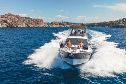 Miete Motorboot Luxury Motorcruiser with Toys Private dining available on board Mallorca