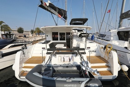 Location Catamaran Lagoon-Bénéteau Lagoon 40 - 4 + 2 cab Biograd na Moru