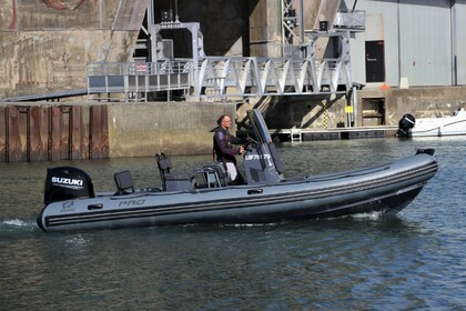 Hire RIB ZODIAC PRO 7 2022 Lorient