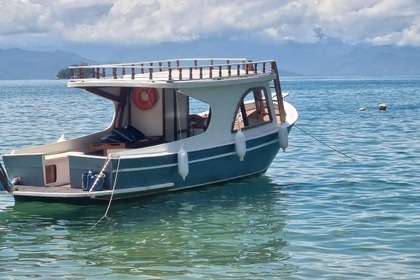 Aluguel Lancha Beneteau Traineira Paraty