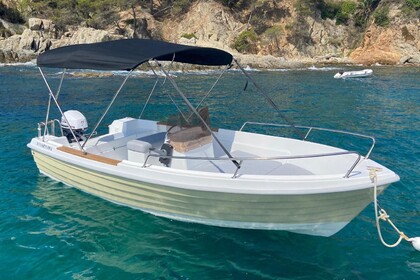 Hire Motorboat Estable 501 Consola Bote Calella de Palafrugell