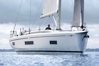 Hire Sailboat Bavaria Bavaria C46 Phuket