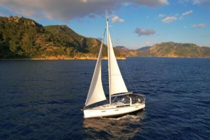 Charter Sailboat Beneteau Yachts Beneteau Oceanis 45 - Tayanita Orhaniye