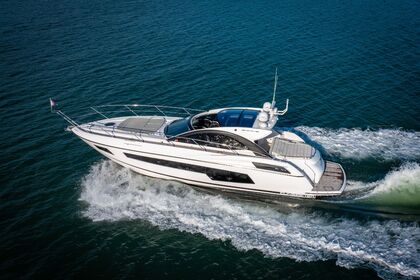 Hire Motorboat Sunseeker San Remo Beaulieu-sur-Mer