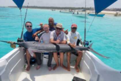 Miete Motorboot Chris Craft calypso 30 Zanzibar