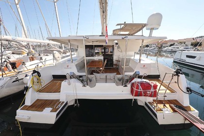 Alquiler Catamarán Fountaine Pajot Fountaine Pajot Lucia 40 Pula