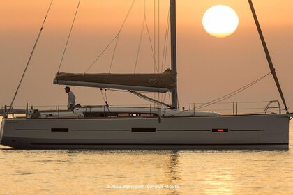 Hire Sailboat Dufour Yachts Dufour 460 GL Lomas de Palmira