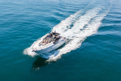 Charter Motorboat Sunseeker Portofino 46 Vilamoura