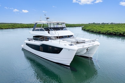 Hire Catamaran Aquila 50 Y Jesolo