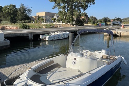 Location Bateau à moteur Jeanneau Cap Camarat 6.25 Hyères