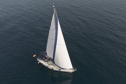 Hire Sailboat Jeanneau SUN ODYSSEY 42.2 El Masnou