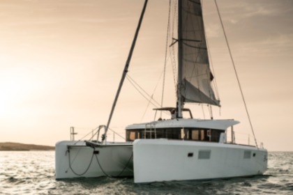 Charter Catamaran LAGOON 39 Muscat