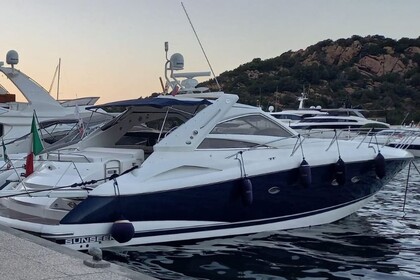 Rental Motorboat Sunseeker Portofino 53 Poltu Quatu