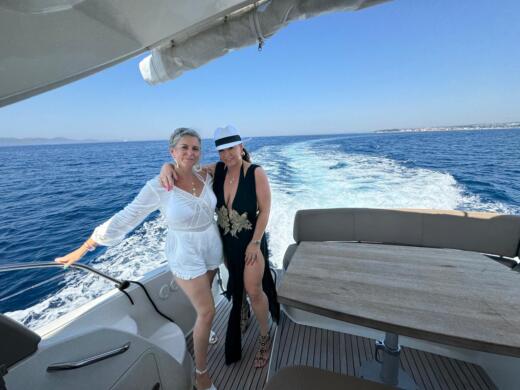 Zara Motor Yacht Jeanneau Prestige 390 S alt tag text