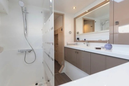 Miete Katamaran  Astréa 42 Lavrio