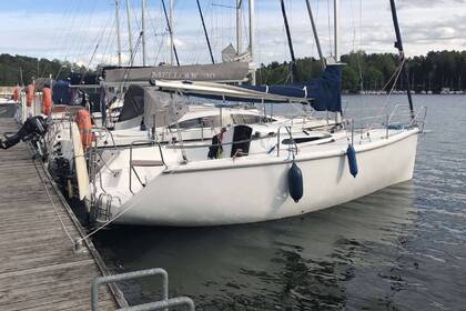 Rental Sailboat Twister Twister 26 Gizycko