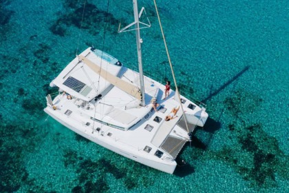 Verhuur Catamaran Lagoon Lagoon 450 F Athene