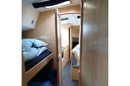 Rental Sailboat Ovni 445 Longyearbyen