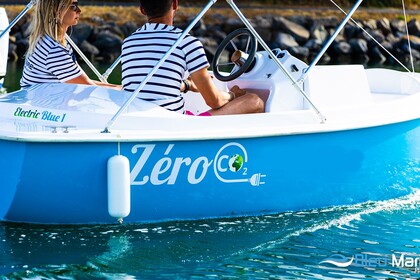 Miete Boot ohne Führerschein  Jeanneau Electric blue Cap d’Agde