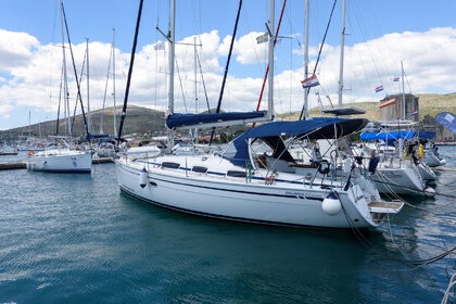 Чартер Парусная яхта Bavaria 34 Cruiser Трогир
