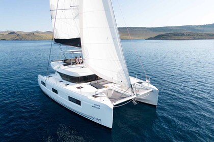 Hire Catamaran Lagoon-Bénéteau Lagoon 46 - 4 + 2 cab. Šibenik