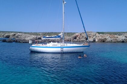 Rental Sailboat WAUQUIEZ GLADIATEUR Fornells, Minorca